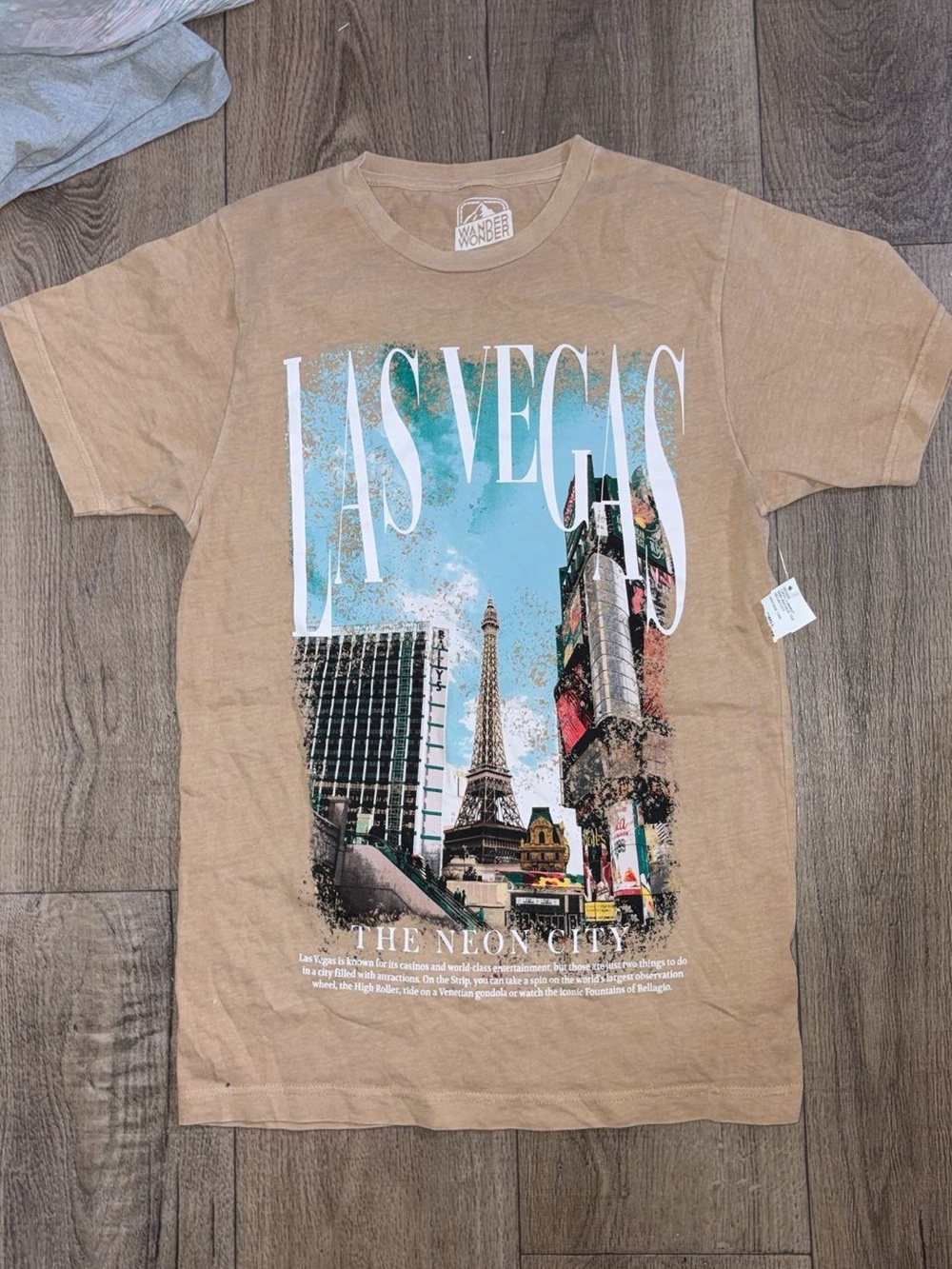 Wander Los Angeles Las Vegas Graphic Tee - Tan size small : NWT